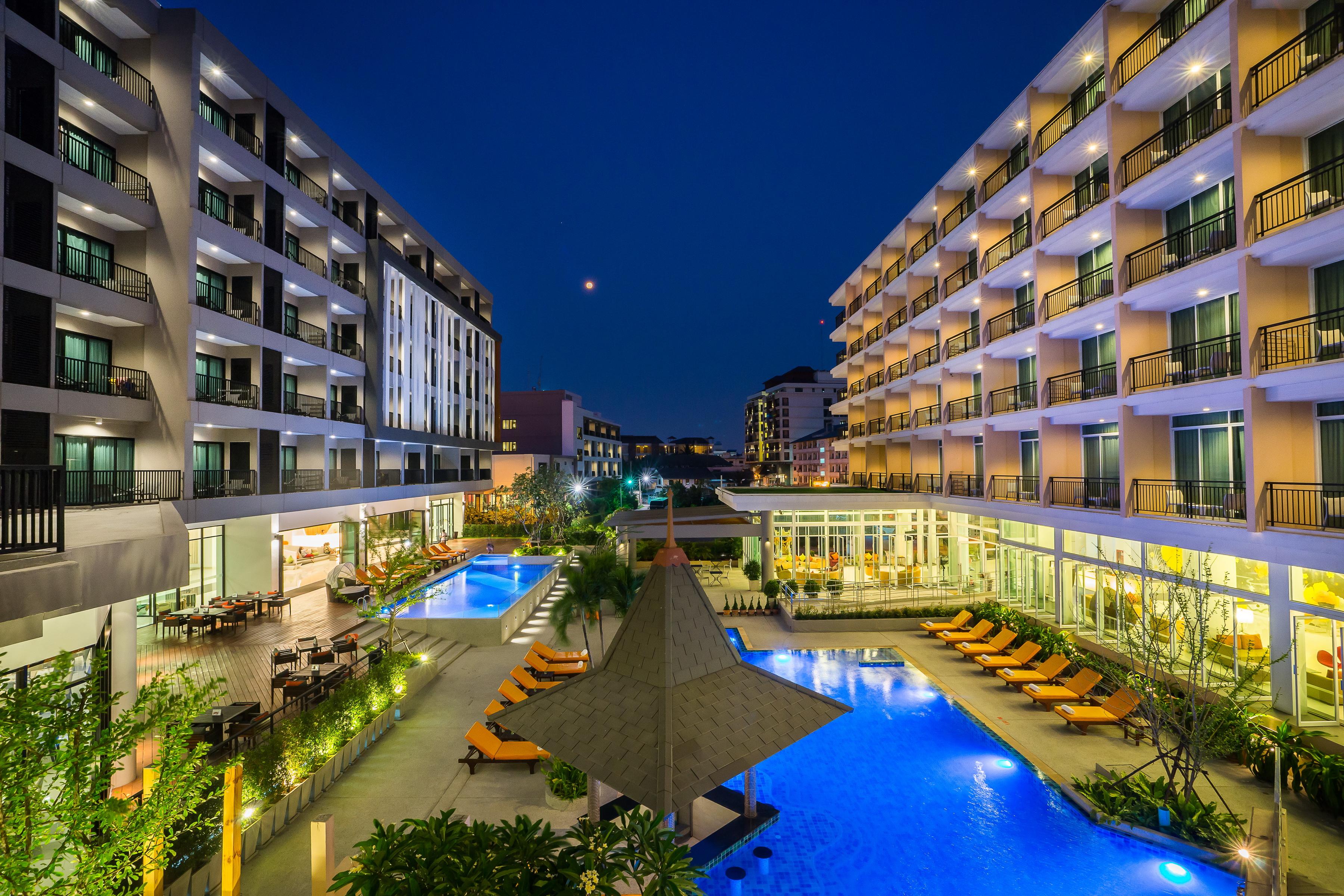 Hotel J Pattaya Exterior photo
