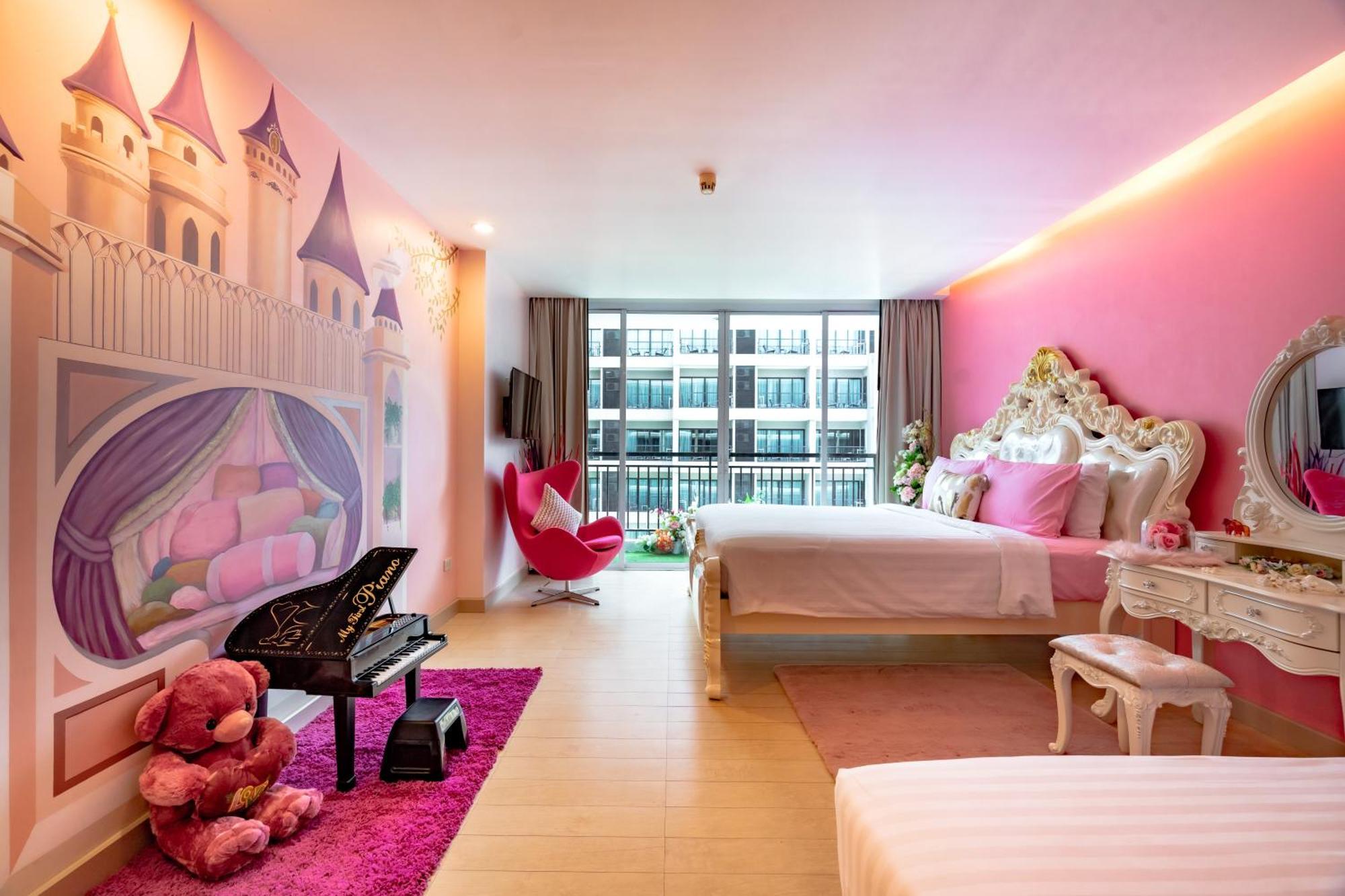 Hotel J Pattaya Exterior photo
